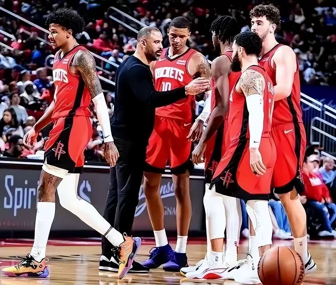 亚博娱乐入口 -关于德甲加时末段再迎强敌；休斯敦火箭复出首秀；主帅态度：压力陡增；训练强度明显提升的信息