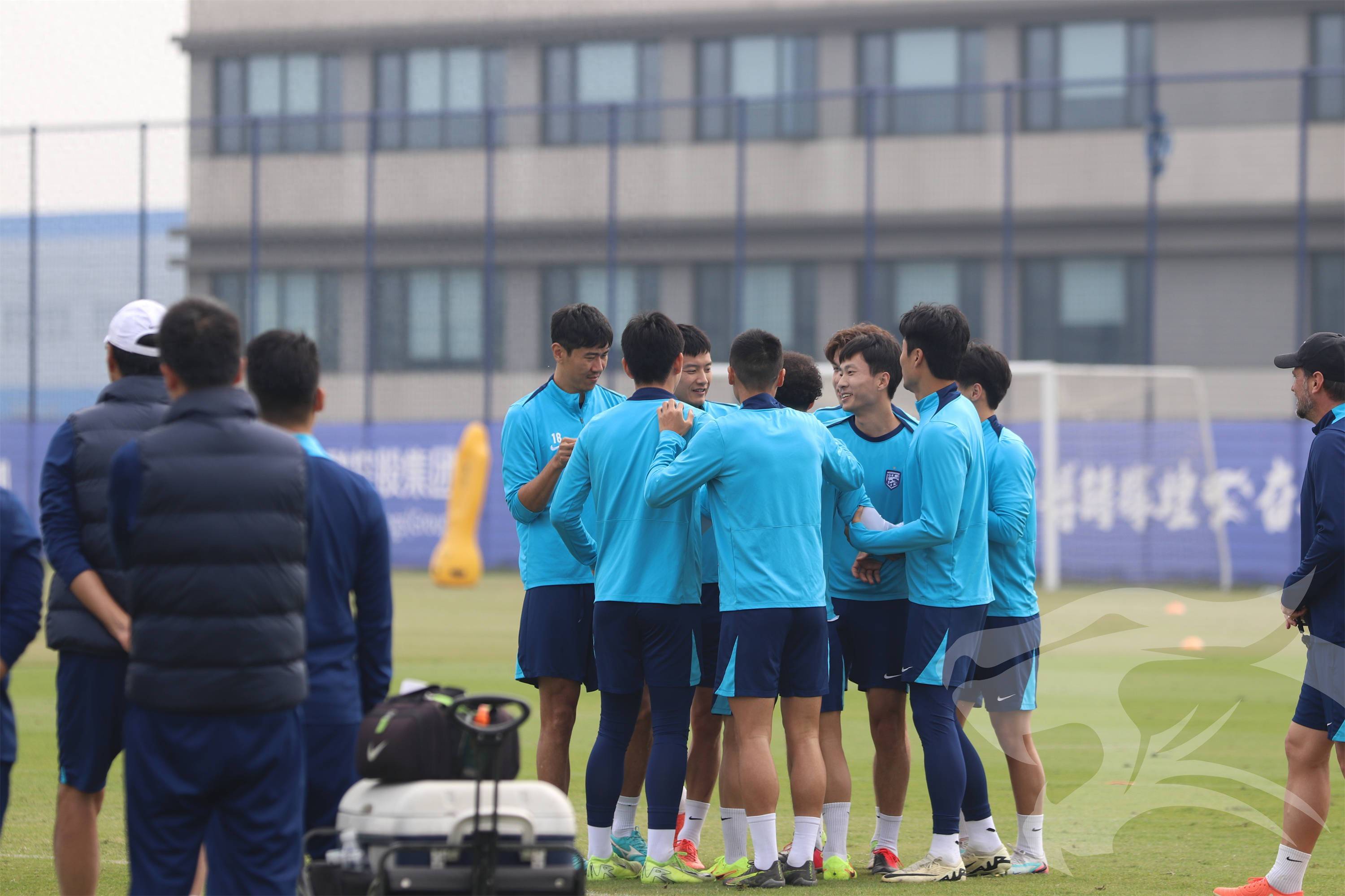 亚博娱乐网站 -包含关键时刻武汉三镇调整名单以备法国杯，更衣室发声环节打磨，悬念犹存，数据趋势出现新变化的词条