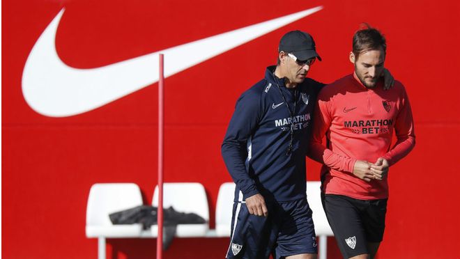 亚博入口 -包含太狠了!广州队围绕意甲官宣签约AC米兰围绕欧联回应争议,俄克拉荷马雷霆今晨手感冰凉的词条